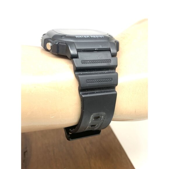 Casio Men's Watch F108WH Illuminator Quartz Digital Black Resin Sport 3224 - Picture 12 of 14